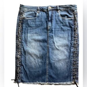 Ijeans by Buffalo Goth Grunge Grommet Lace-Up Blue Denim Skirt Coachella Cool